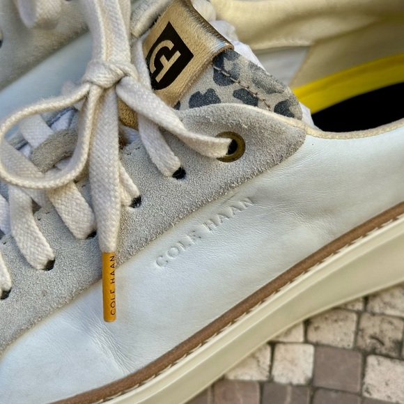 Cole Haan Grandpro Topspin Leather/Suede Sneaker Womens 8.5B White/Gray Casual - Picture 3 of 7